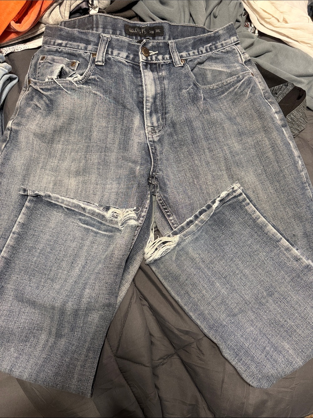 Light Blue Straight Men's Jeans with Distressed Knees
